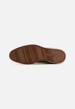 Pier One Sportieve Veterschoenen - Cognac 12 Pier One Sportieve Veterschoenen - Cognac -Pier One 08bfcf30997844db8f3d98ad5974dc06