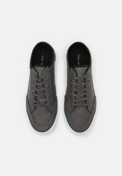 Pier One Sneakers Laag - Grey -Pier One 121b9e5dccd84e7482b811a5f0f11ce0