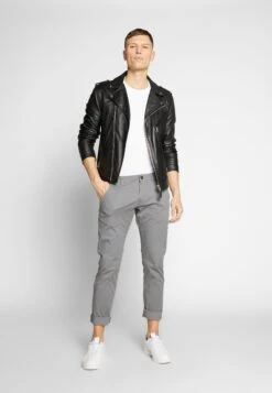 Pier One 3 Pack - T-Shirt Basic - Mottled Bordeaux/White/Blue -Pier One 306b576e698046f6bdf4beb828274edf