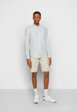 Pier One Overhemd -Light Blue/White 11 Pier One Overhemd -Light Blue/White -Pier One ad68b78fedd4448d93eac64ae75b956d